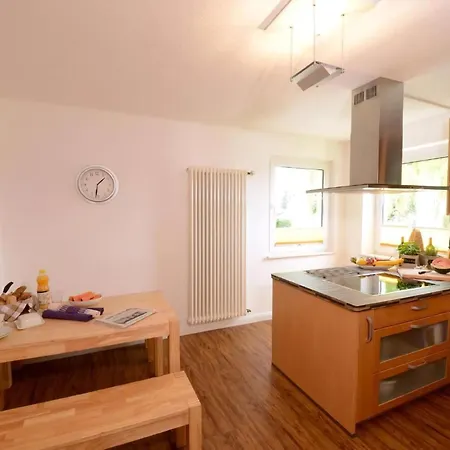 Holiday home Ruhiges In Lommersdorf Mit Garten